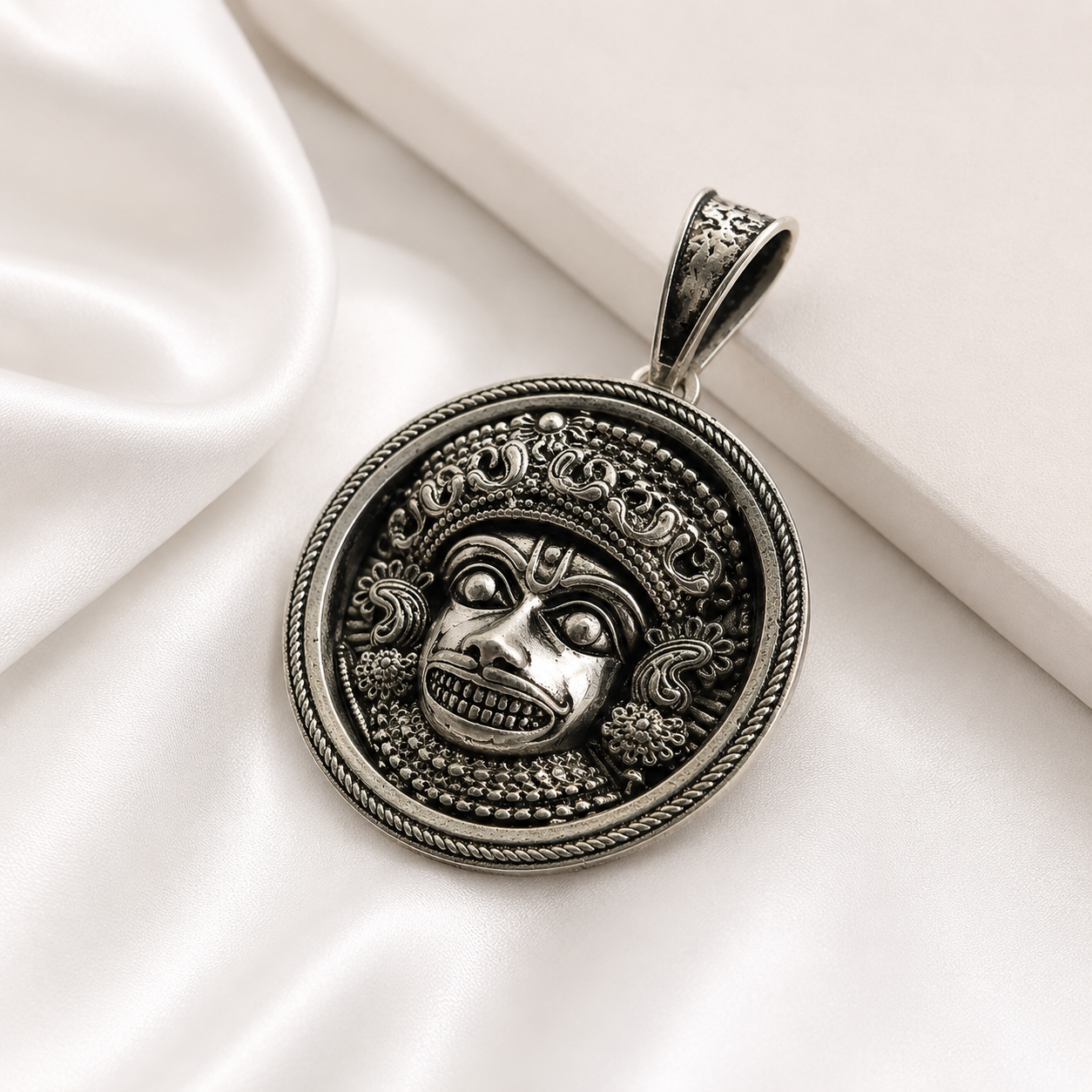 Hanuman Ji Silver Pendant | Divine Bajrangbali Pendant for Men & Women | Spiritual Designer Pendant