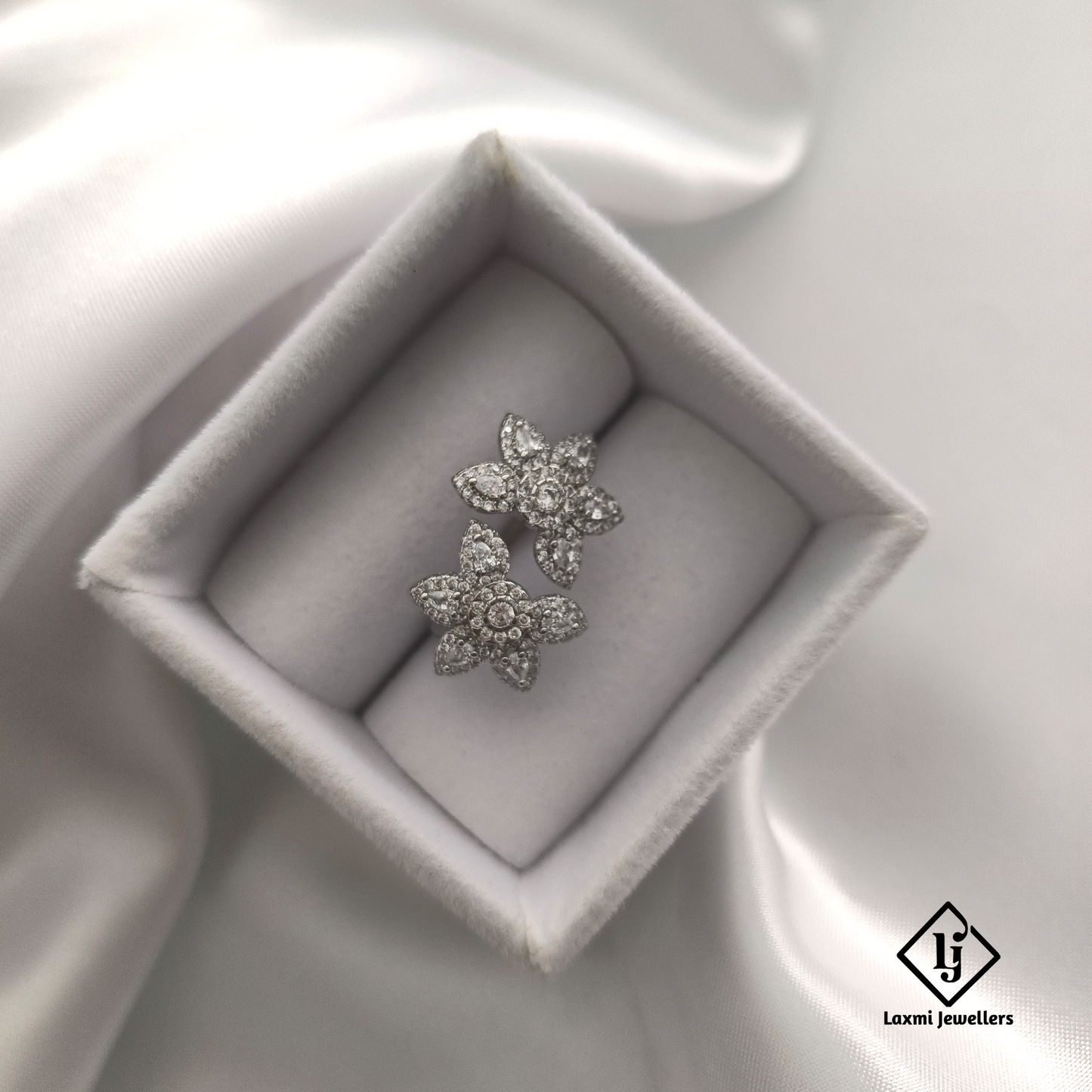 Floral CZ Diamond Ring in 925 Sterling Silver | Laxmi Jewellers