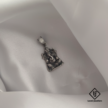 925 Sterling Silver Lord Ganesha Pendant | Religious Ganpati Locket for Men & Women