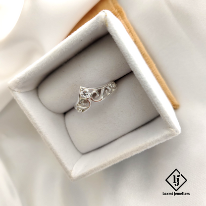 Elegant 925 Sterling Silver Filigree Ring with Sparkling Cubic Zirconia – Vintage-Inspired Design