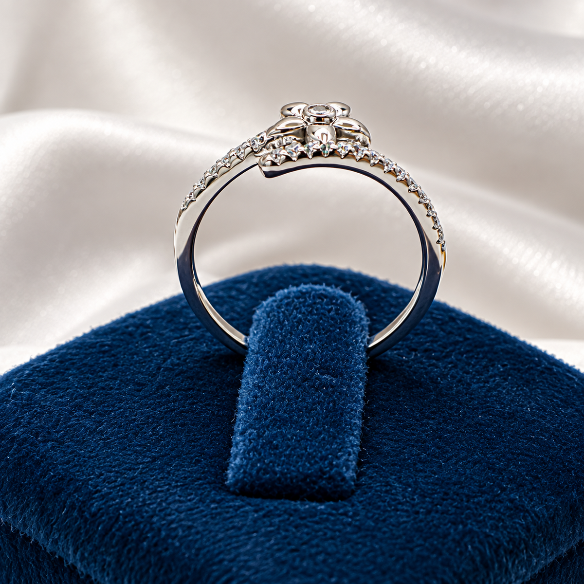 925 Sterling Silver Floral Ring for Women | Elegant Flower Ring for Ladies – Laxmi Jewellers