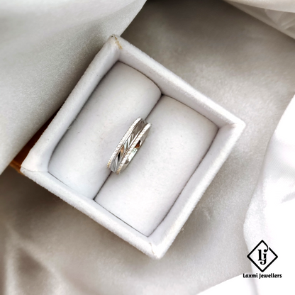 Elegant Sterling Silver Double Band Ring with Textured Chevron Design – Modern Minimalist Jewelry