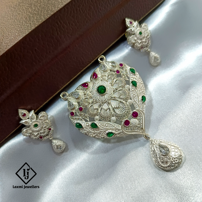 925 Silver Filigree Pendant Set with Green & Pink Stones – Traditional Bridal Jewellery