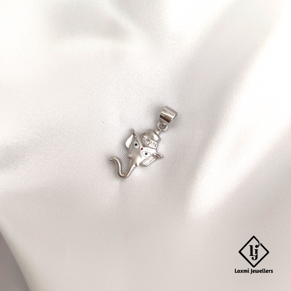 925 Sterling Silver Ganesha Pendant – Elegant Lord Ganpati Design for Men & Women