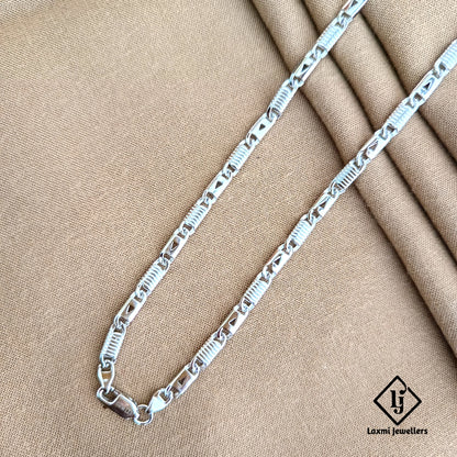 925 Silver Coil Link Chain for Men – Stylish Oxidized Finish | Laxmi Jewellers