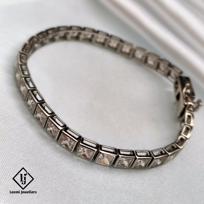 Elegant Square-Cut Diamond Tennis Bracelet – Sterling Silver Sparkle Bracelet for Women