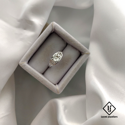 Elegant Floral Sterling Silver Ring - Intricate Flower Design | Laxmi Jewellers