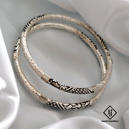 Oxidized Silver Kada Bangles – Intricate Floral Design – Traditional Ethnic Jewelry