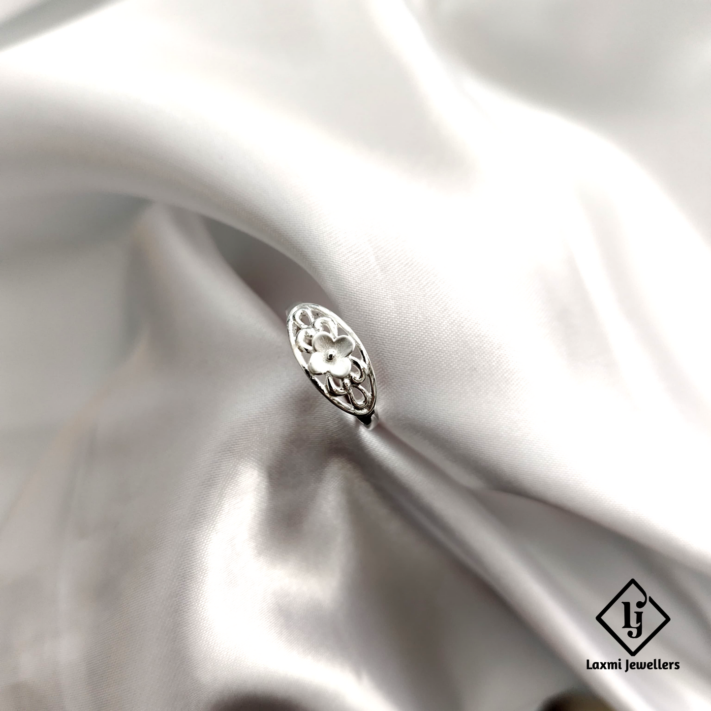 Elegant Floral Sterling Silver Ring - Intricate Flower Design | Laxmi Jewellers