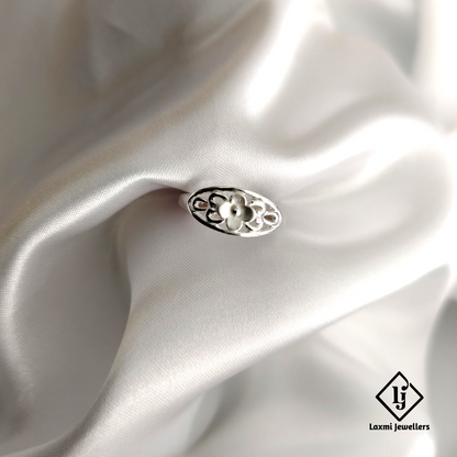 Elegant Floral Sterling Silver Ring - Intricate Flower Design | Laxmi Jewellers