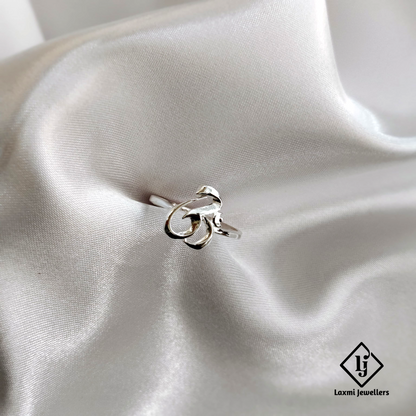 Elegant Om Symbol Sterling Silver Ring – Spiritual Jewelry for Inner Peace