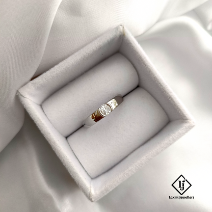 925 Sterling Silver Solitaire Ring for Men – Minimal & Elegant Design