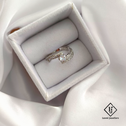 Elegant Baguette Diamond V-Cut Solitaire Ring in White Gold – Laxmi Jewellers